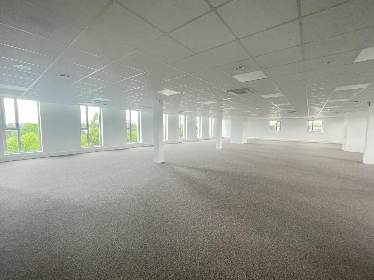 Bureau Rennes 406m² Location bureau Rennes Ille-et-Vilaine OLBUR2311211 3
